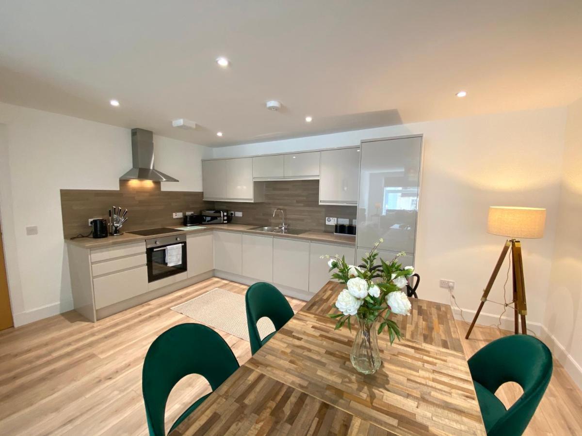 High Street Stylish City Centre Apartment, 2 Bed 퍼스 외부 사진